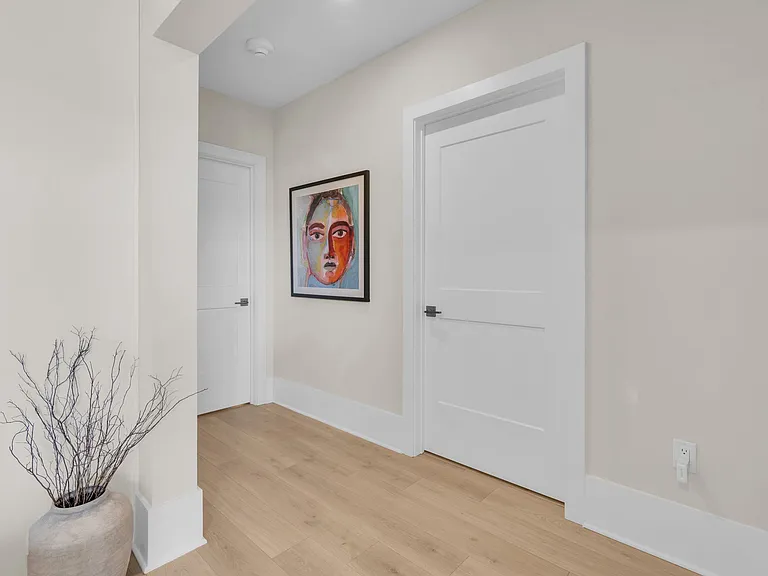 215 2nd Ave #203 — Photo 11