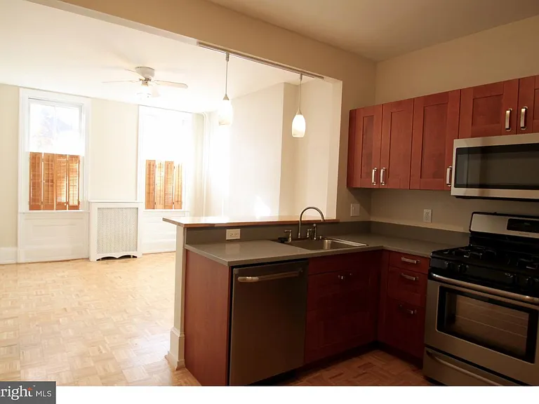 2011 Brandywine St #1 — Photo 1