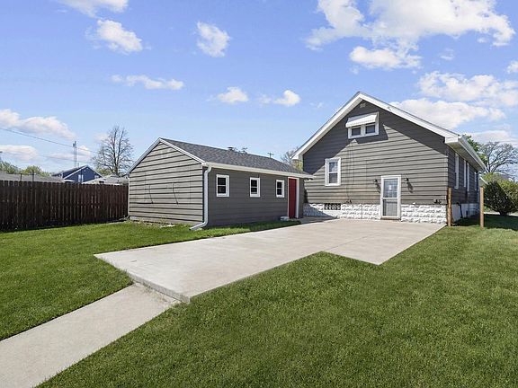4th image of 7607 39th AVENUE