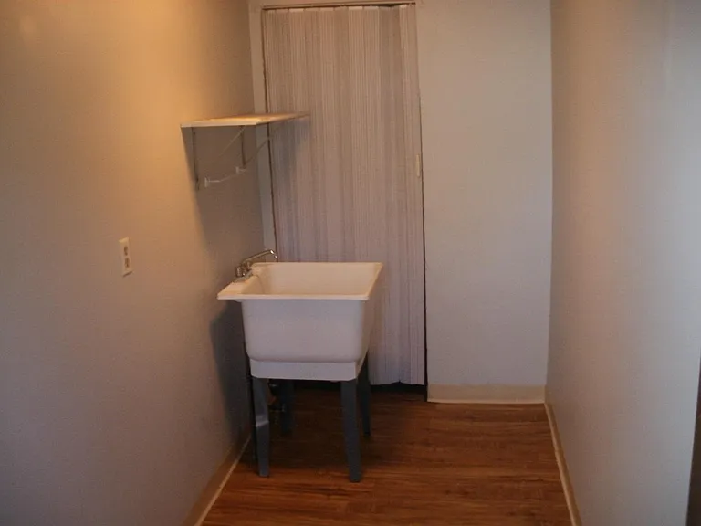 619 Ekastown Rd — Photo 4
