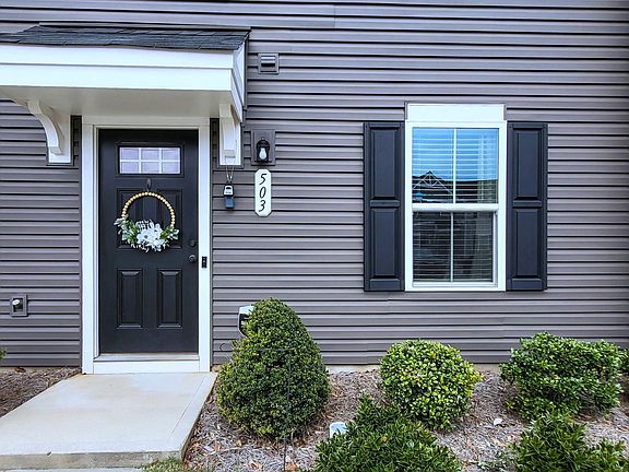 2nd image of 503 Hampton Townes Dr