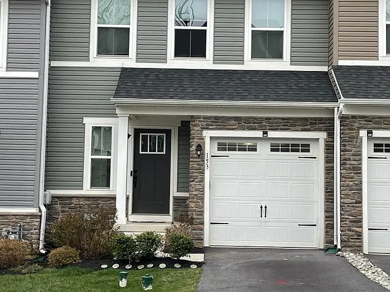 153 Mulberry Dr — Photo 1
