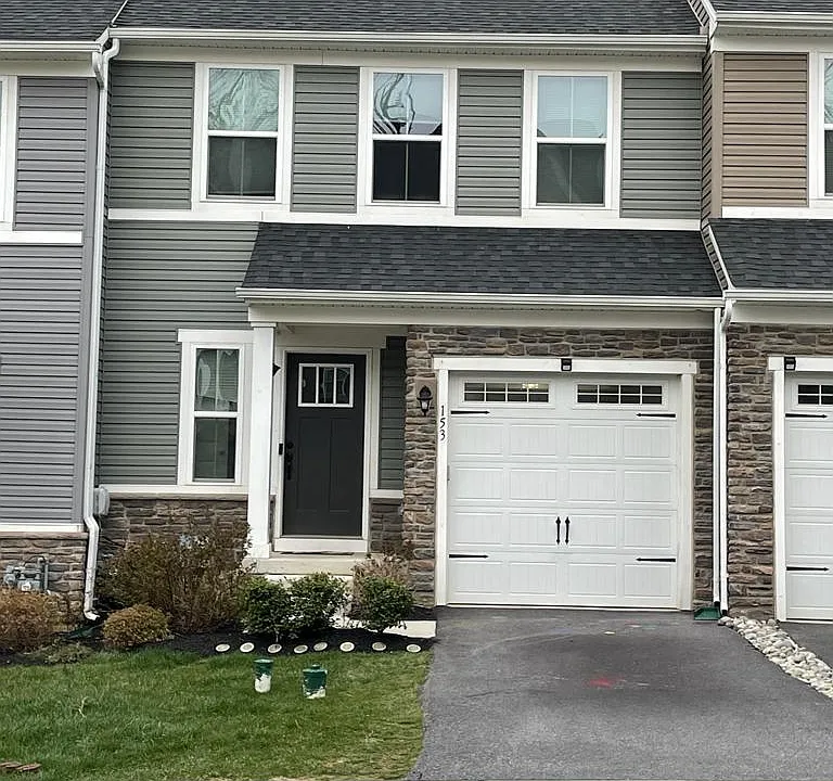 153 Mulberry Dr