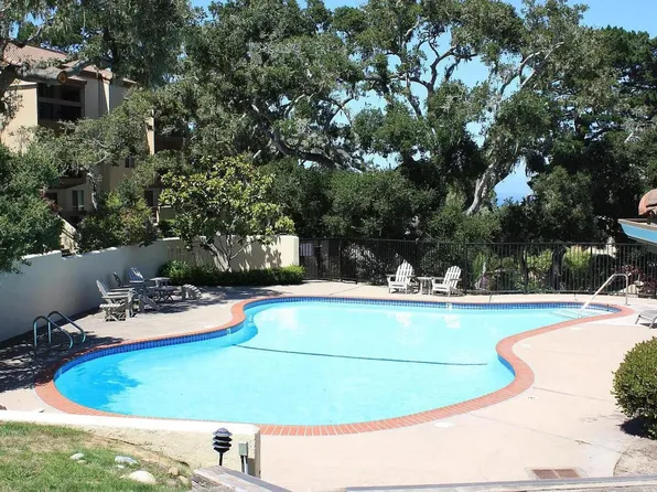 3203 Golden Oaks Ln, Monterey, CA 93940
