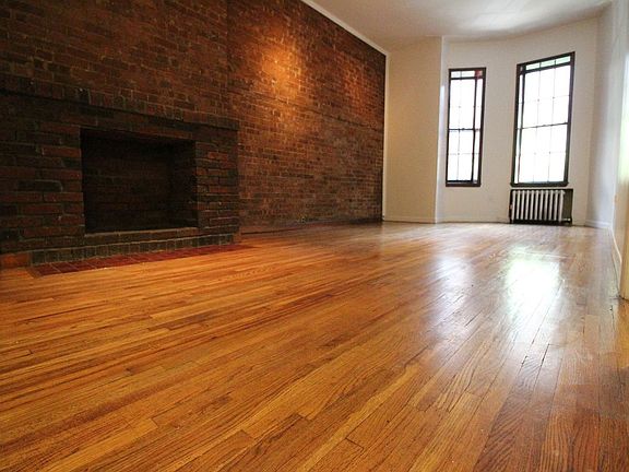 2nd image of 33 W 82nd St APT 2A