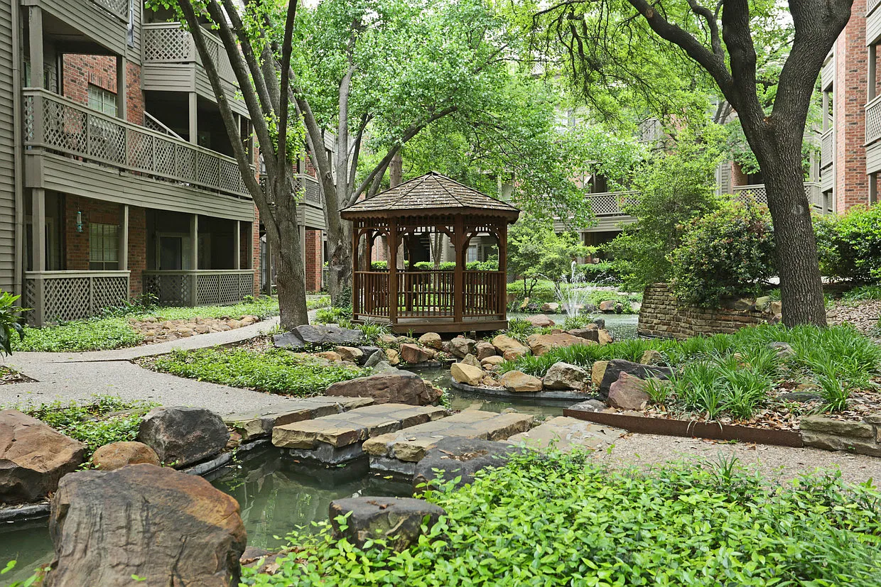 Parkford Oaks — Photo 4