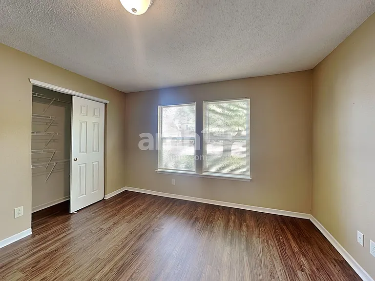14324 Orange Blossom Trl — Photo 12