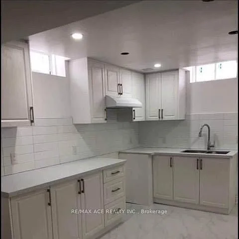 27 Swans Acre Trl #BASEMENT — Photo 3
