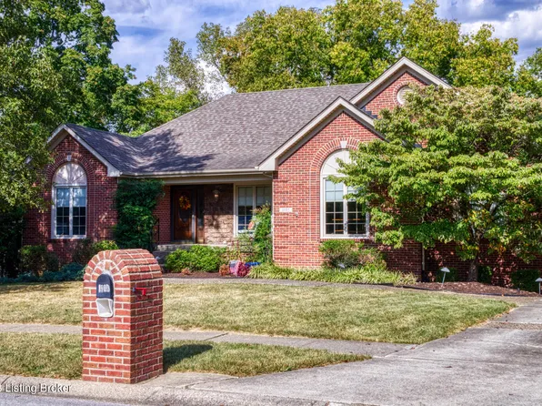 1105 Kirkham Trce, Louisville, KY 40299