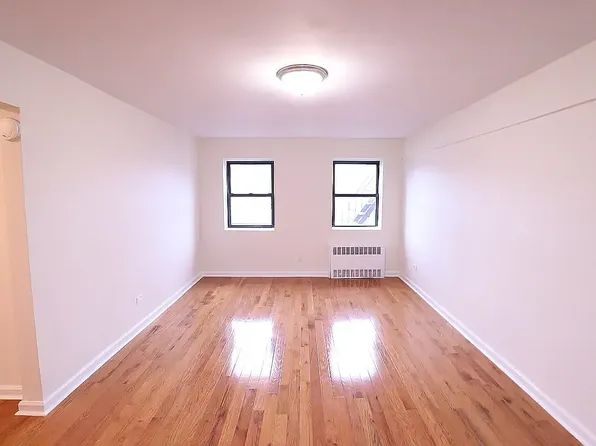 99-65 64th Rd #3KK, Rego Park, NY 11374