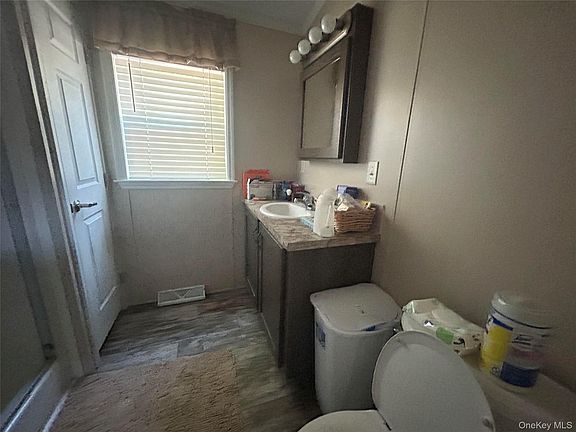 5th image of 1782 South Road #62