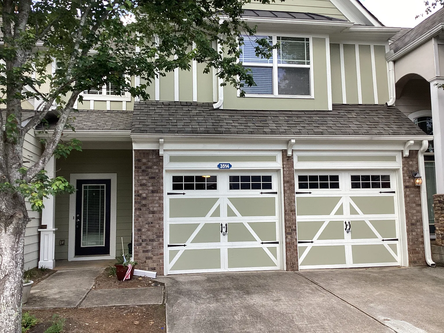 3514 Clear Creek Xing NW photo 1