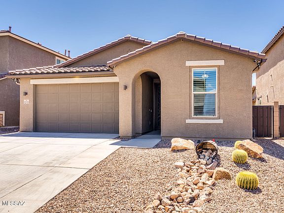 2nd image of 12101 E Ryscott Cir
