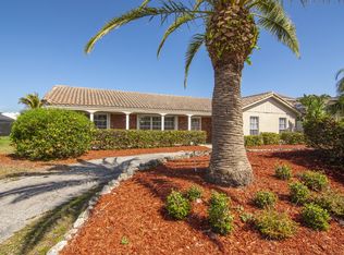 24 Sea Horse Ln, Vero Beach, FL 32960