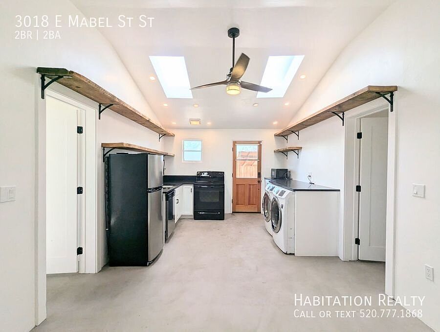 1st image of 3018 E Mabel St