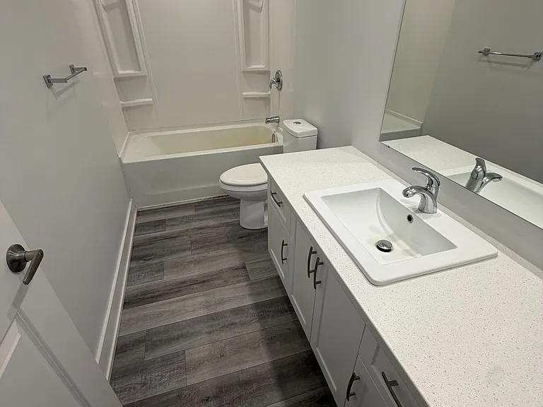 82 Christopher Hamilton St #1 — Photo 10