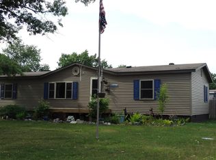 200 Crestwood Dr, Grayling, MI 49738