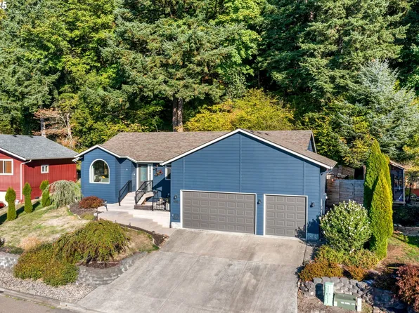 490 Apple Ln, Kelso, WA 98626