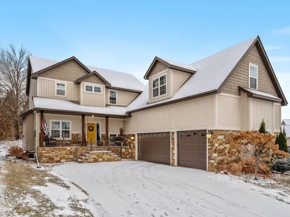 3121 Shakespeare Rd, Chaska, MN 55318