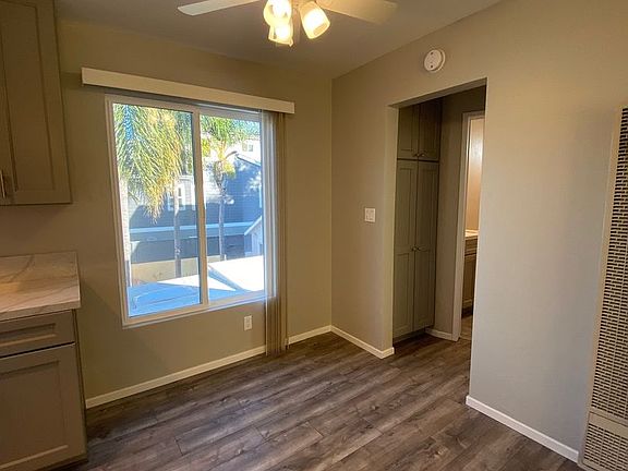 5th image of 1044 Agate St #11