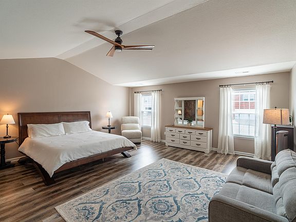 3rd image of 162 Copper Bluff Rd