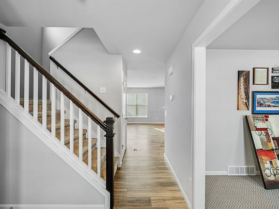 4th image of 6141 Driscoll Dr