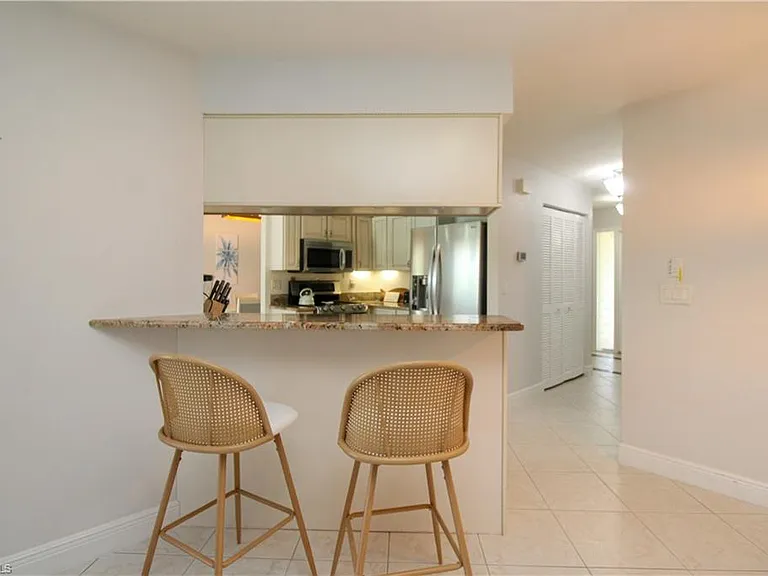 213 Bay Meadows Dr — Photo 23