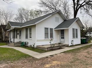 606 E Trinity St, Victoria, TX 77901
