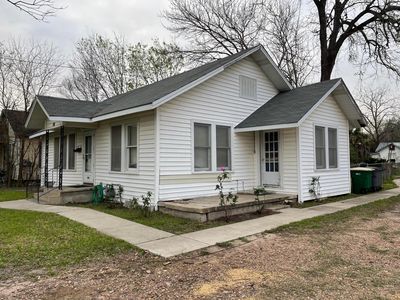 606 E Trinity St, Victoria, TX, 77901