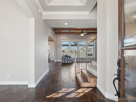 5th image of 2689 Crosscreek Dr