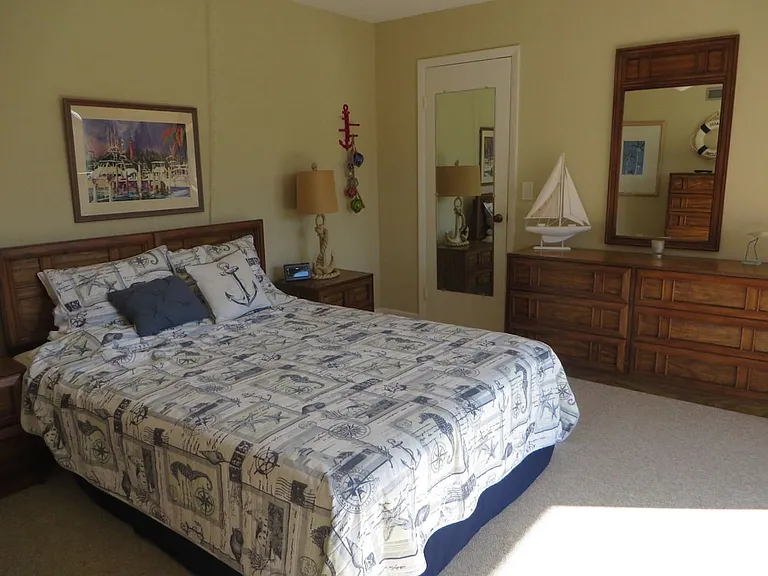 Bedroom 2 with private bath