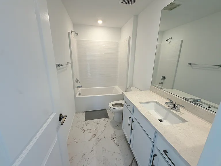 5920 Miller Ln — Photo 16