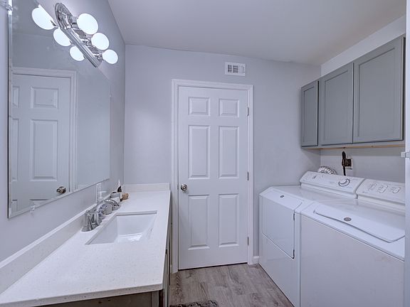 4th image of 3311 16th Ave N #3317