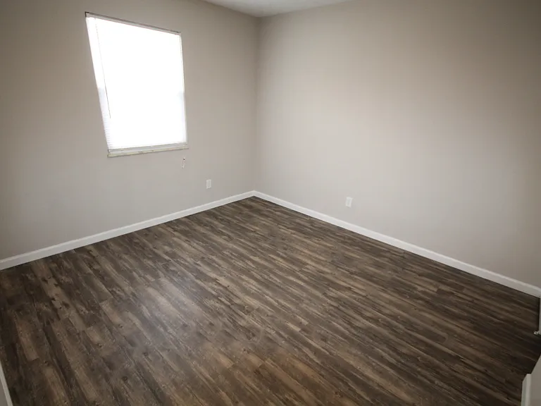 451 Alden Ave — Photo 41
