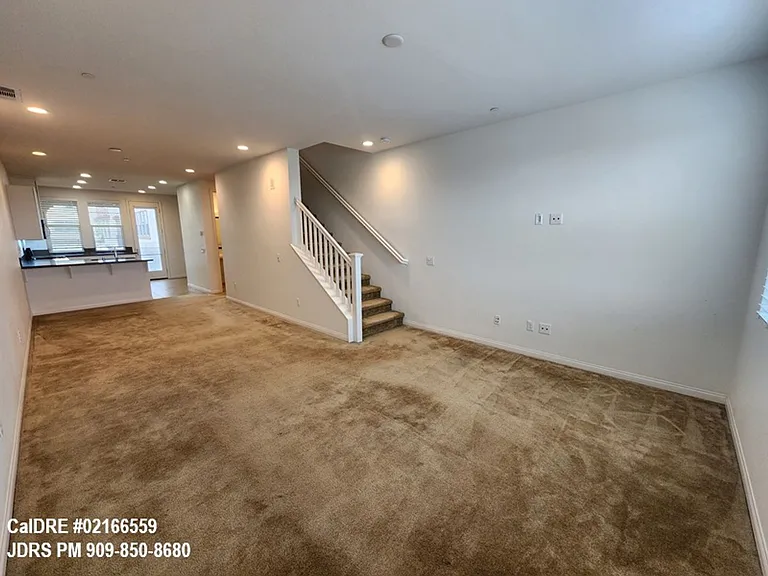 902 N Botanica Ln #D — Photo 5