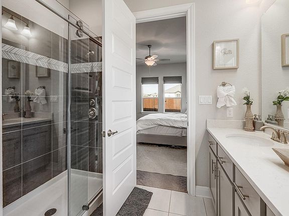 5th image of 3750 E Palm Valley Blvd Unit 100