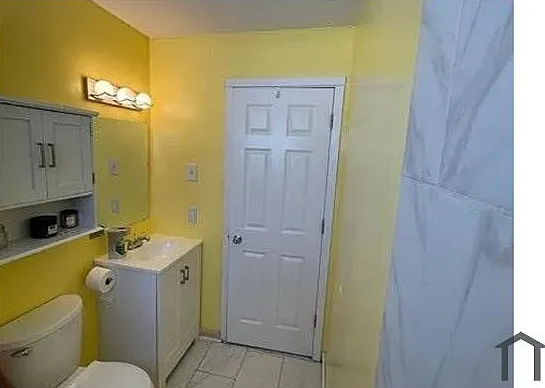 1135 Lexington Pkwy — Photo 16