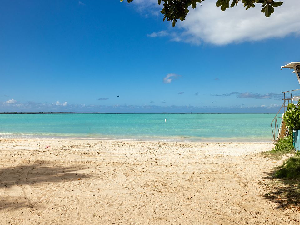 Find your tropical oasis at Hickam Communities. You could be right at home and just steps away from the beautiful beaches of Oahu!