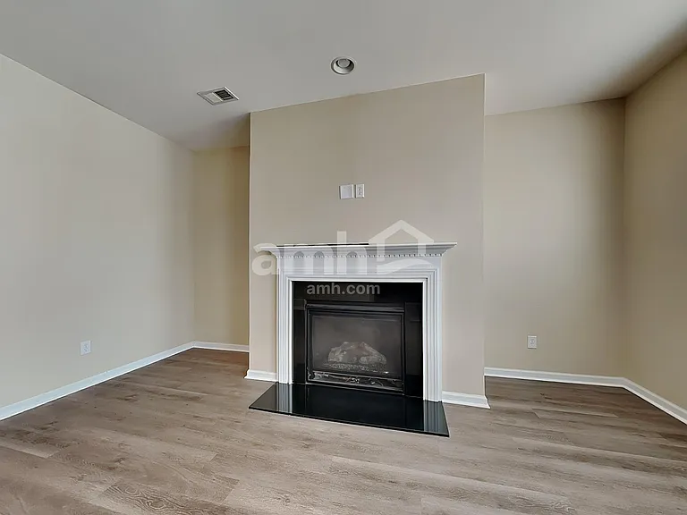 3597 Locklear Ln — Photo 7