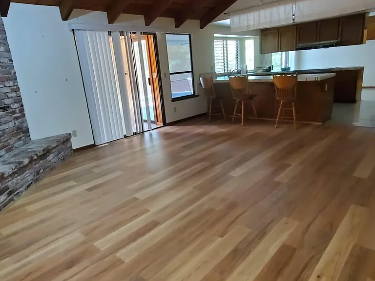 1807 Blue Jay Dr — Photo 3