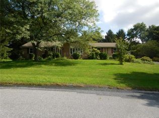 242 Edmonds Ave, Northampton, PA 18067