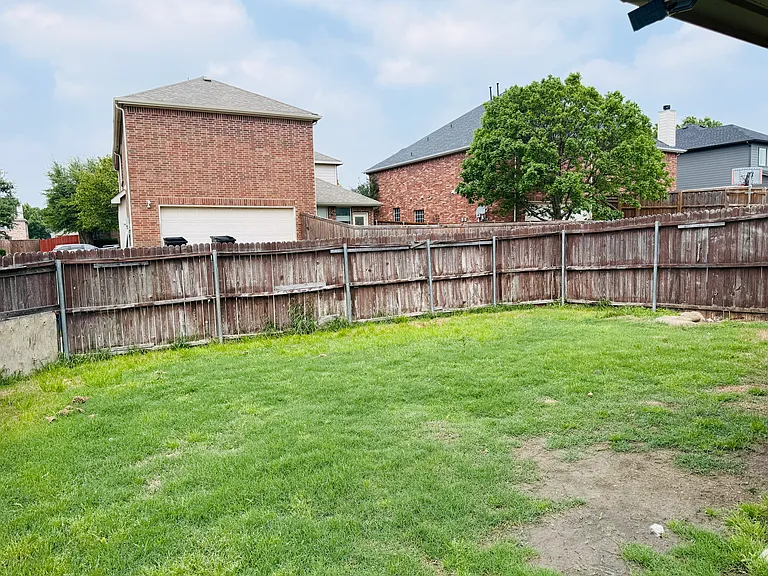 11956 Kingsville Dr — Photo 19