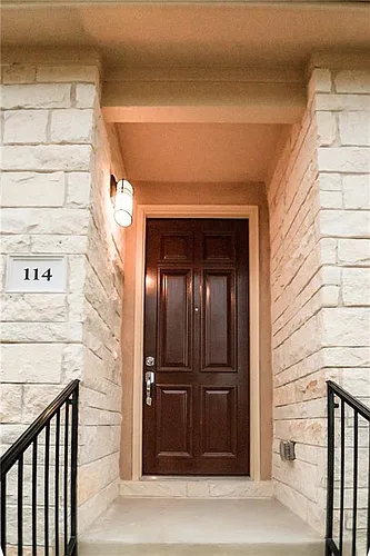 6814 E Riverside Dr #114-1 Photo 1