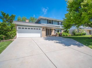 3222 S 121st St, West Allis, WI 53227