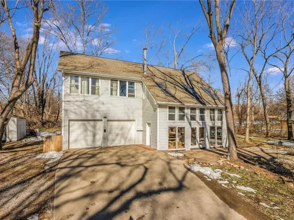 1701 NE Duncan Rd, Blue Springs, MO 64014