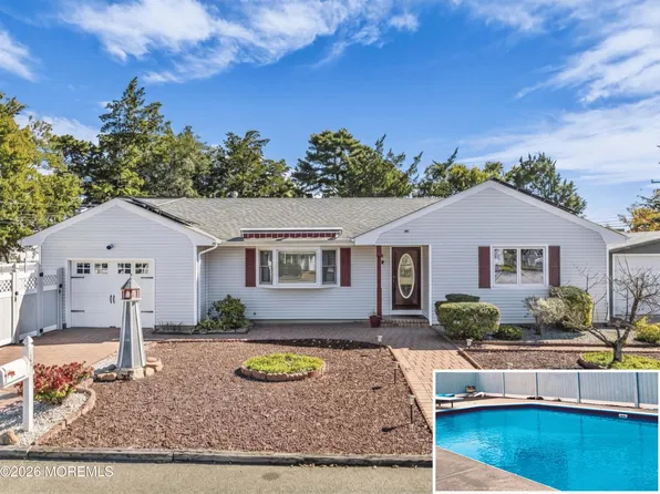 27 Pine Brook Drive, Toms River, NJ 08753