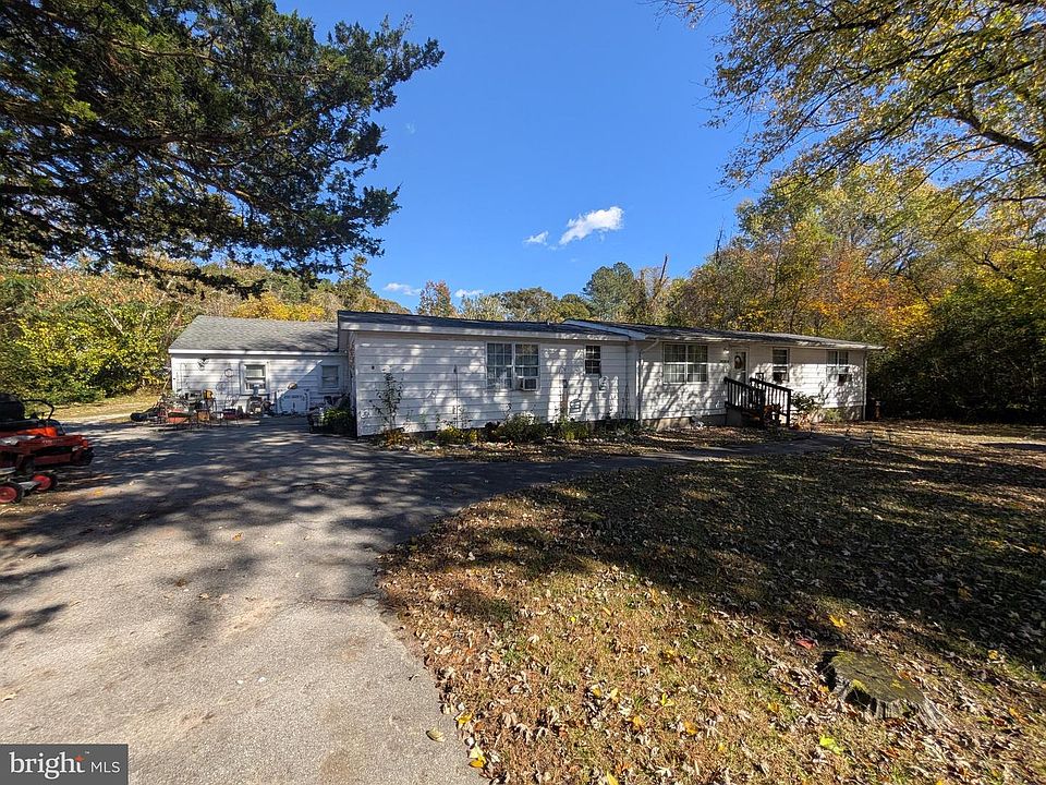 1st image of 29126 Santa Fe Dr