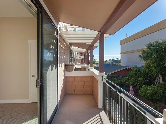 2nd image of 777 E Santa Clara St #18