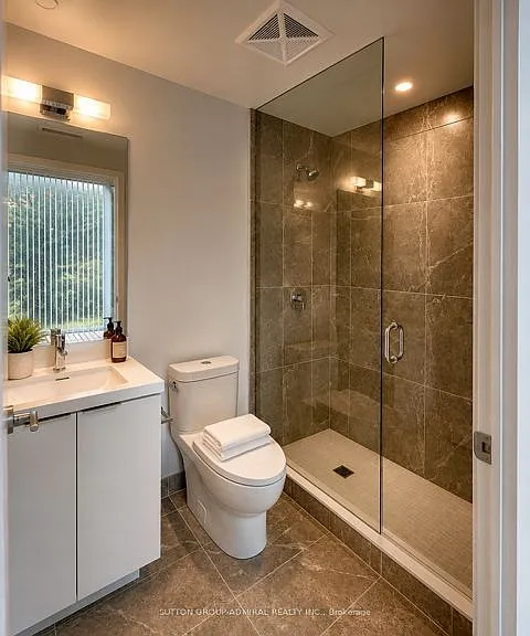 5858 Yonge St #Townhouse 10 — Photo 8