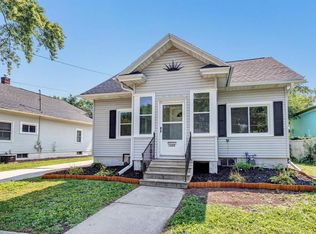 1245 S Irwin Ave, Green Bay, WI 54301